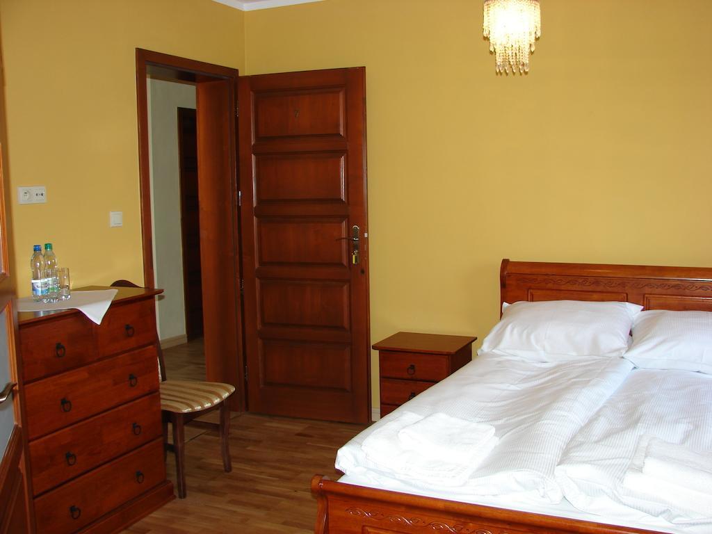 Gosc W Dom Hotel Zbaszynek Room photo